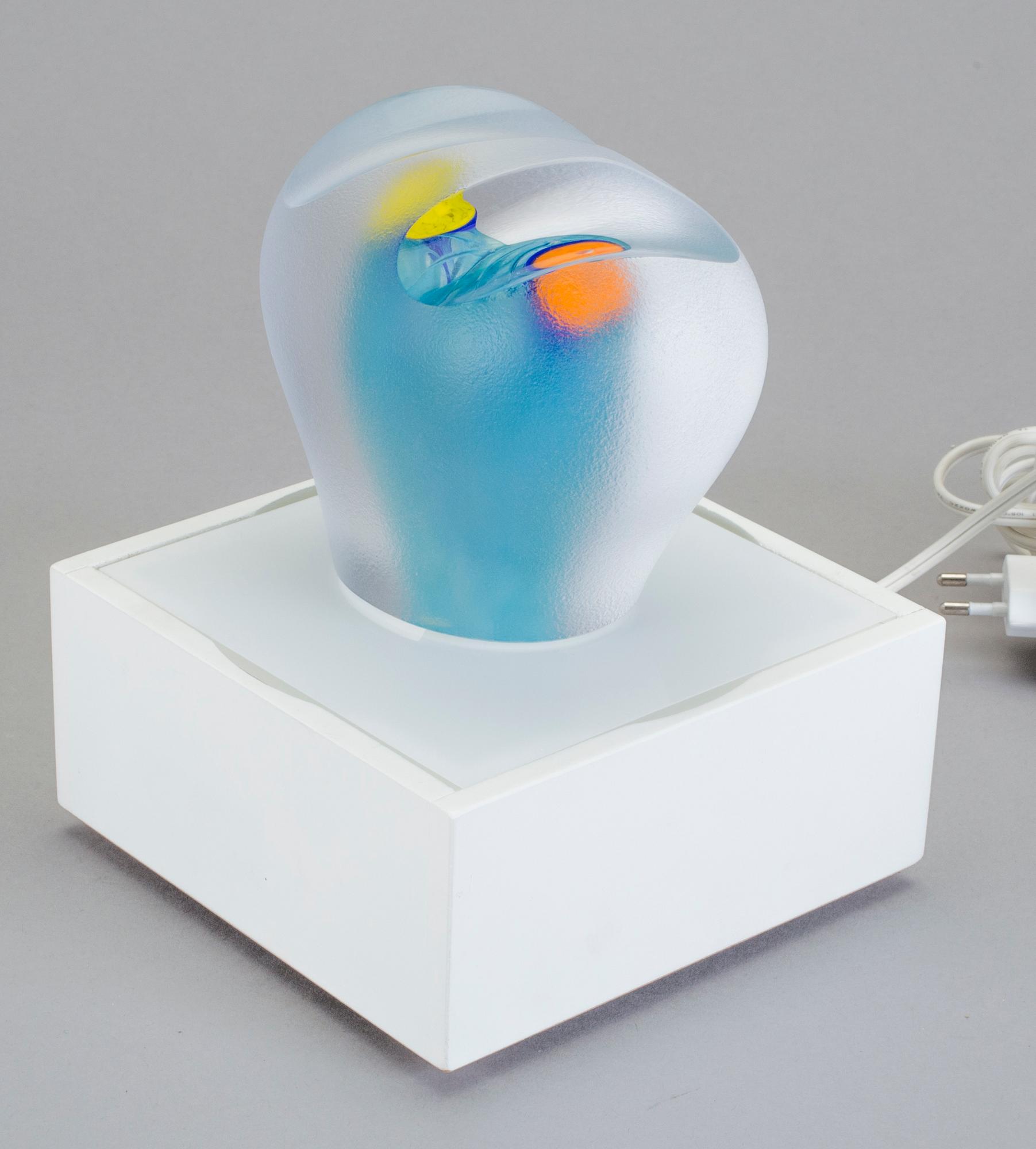 SKULPTUR, glas. Monica Backström, Kosta Boda. Signerad och numrerad 2/25. 1990-tal/2000-tal.