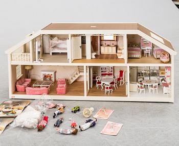 A 1980's Lundby dollhouse.