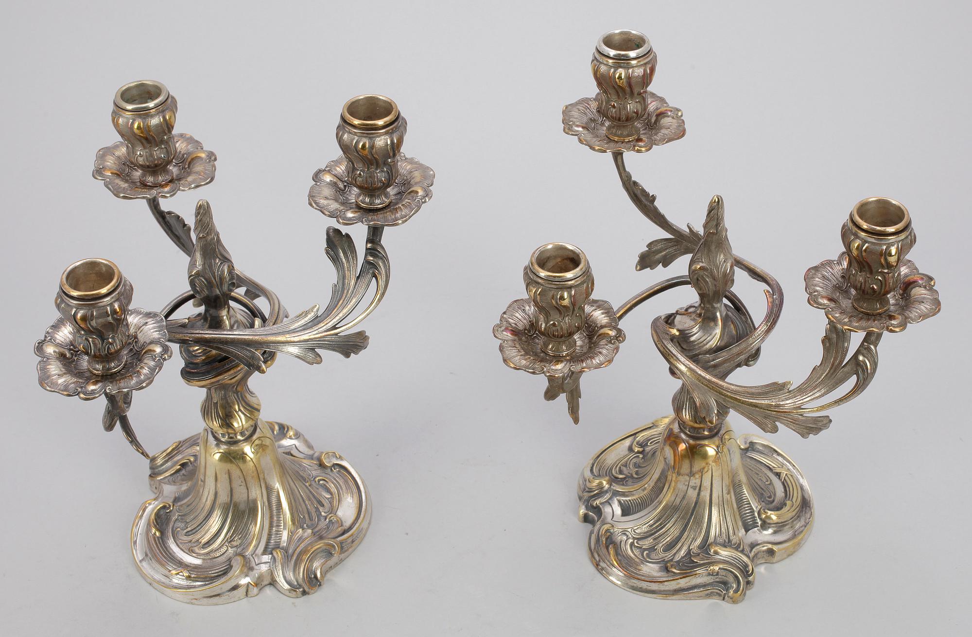 KANDELABRAR, ett par, rokokostil, Württembergische Metallwarenfabrik, 1900-talets början.