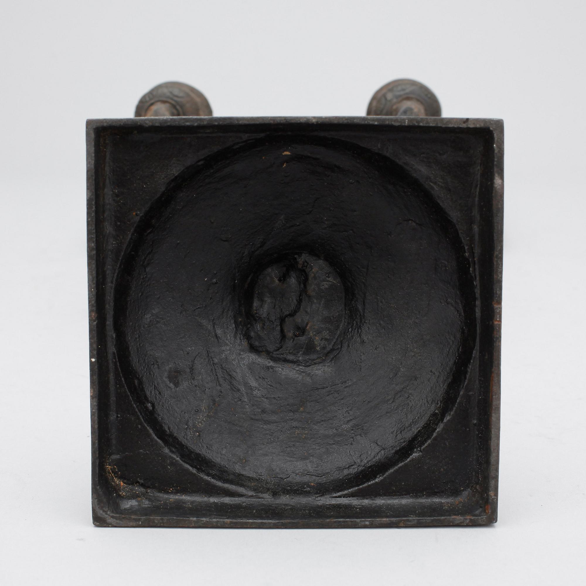 LÄSLJUSSTAKE, senempire, 1800-tal, gjutjärn.