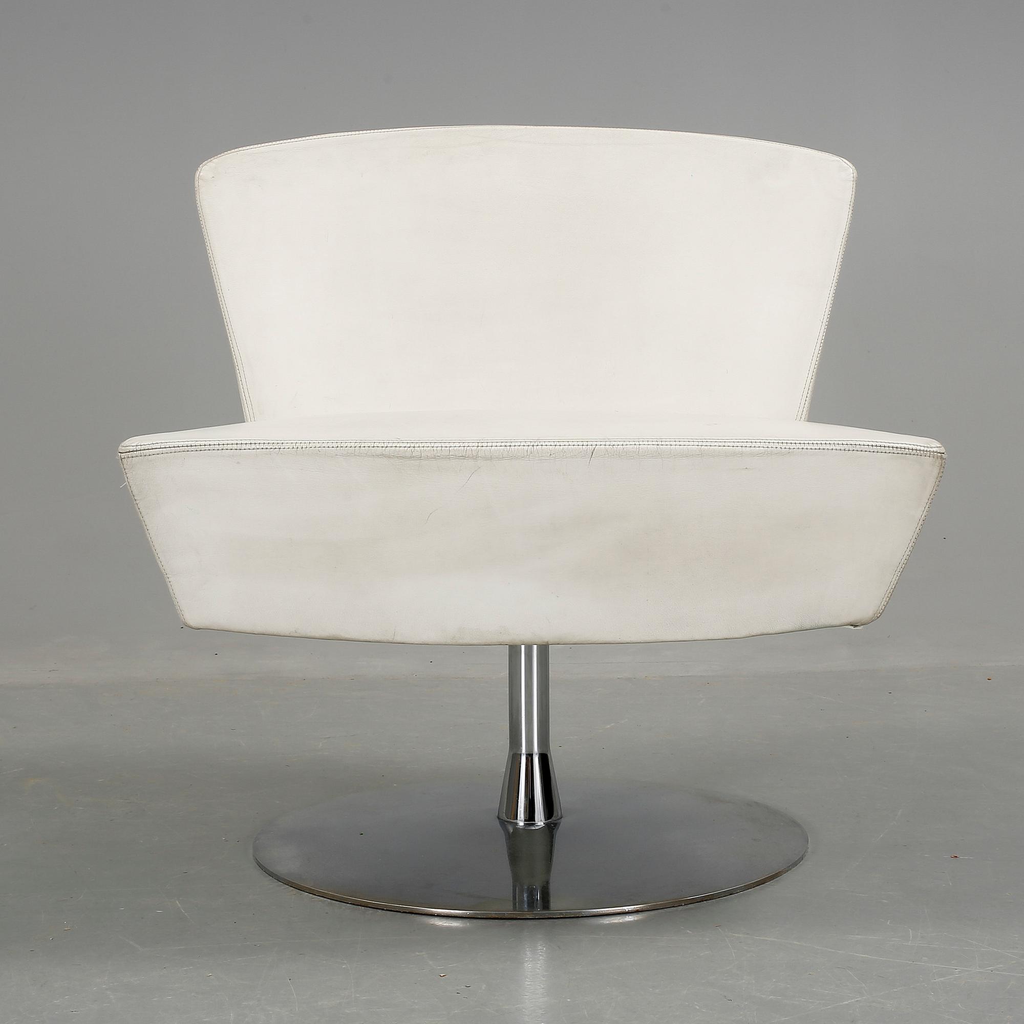 FÅTÖLJ, "Tinto", formgiven av Claesson, Koivisto och Rune för Offecct, 2000-tal.