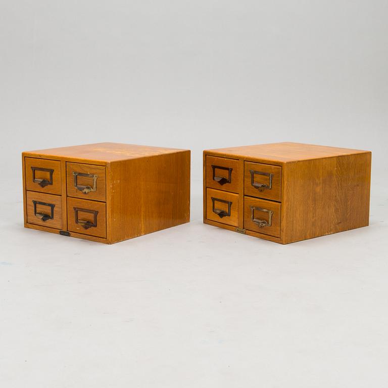 Arkivlådor för kartotek, ett par, Billnäs, 1920-/30-tal.