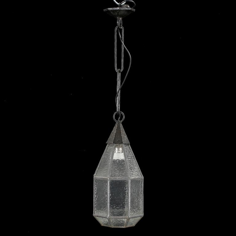 TAKLAMPA, 1900-talets början. Höjd 72 cm.