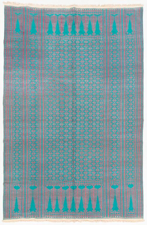 Rug, Zilo, approx. 363 x 242 cm.