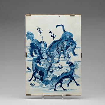 A blue and white porcelain plaque, Qing dynasty, 19th century.