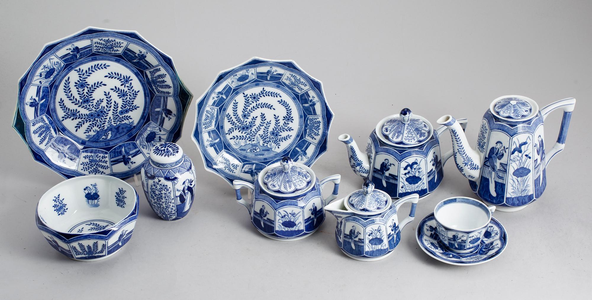 TESERVIS, porslin, Kina, 1900-talets senare del.