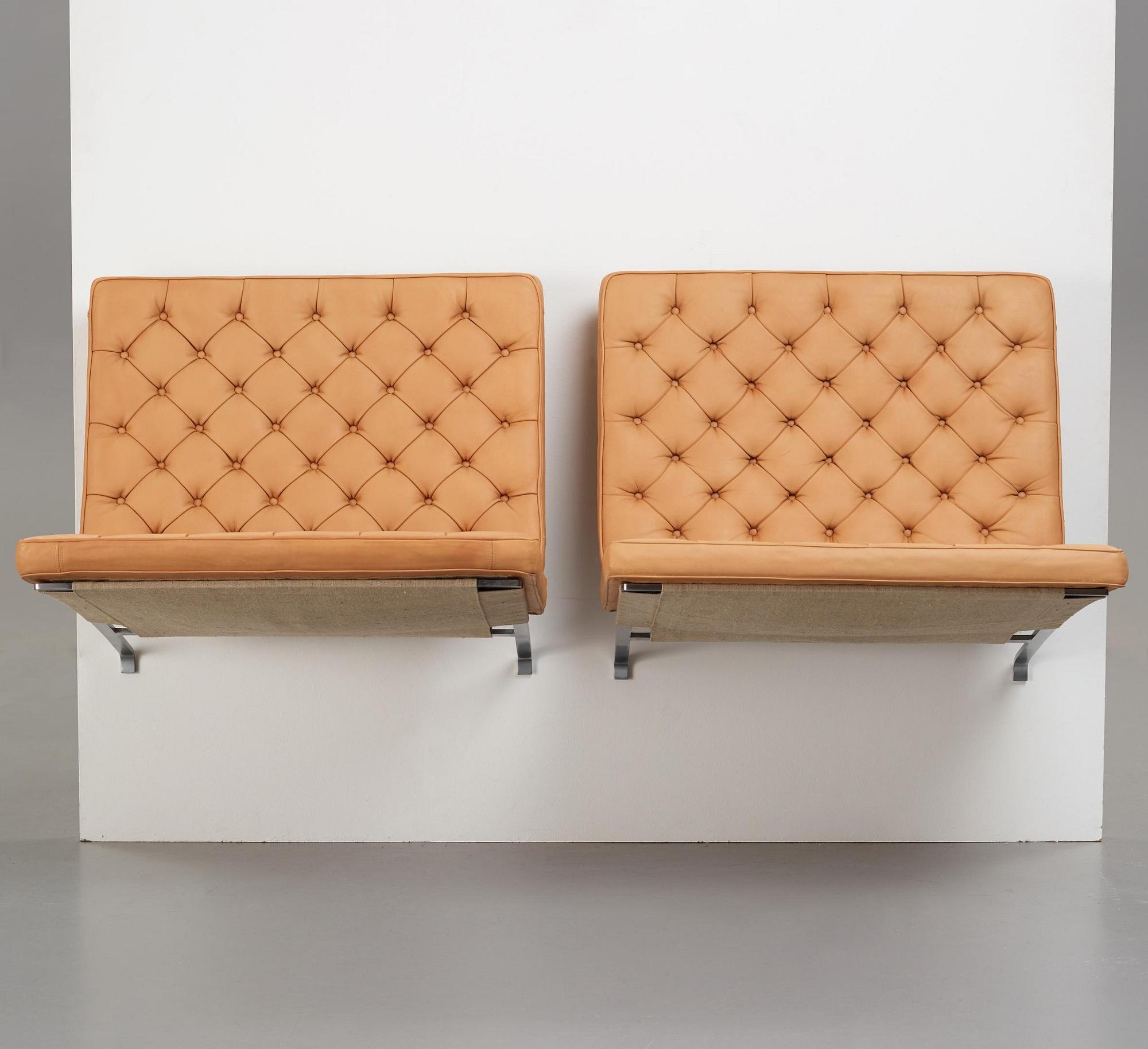 A set of two sections of Poul Kjaerholm 'PK-26', edition Fritz Hansen, Denmark 1991.