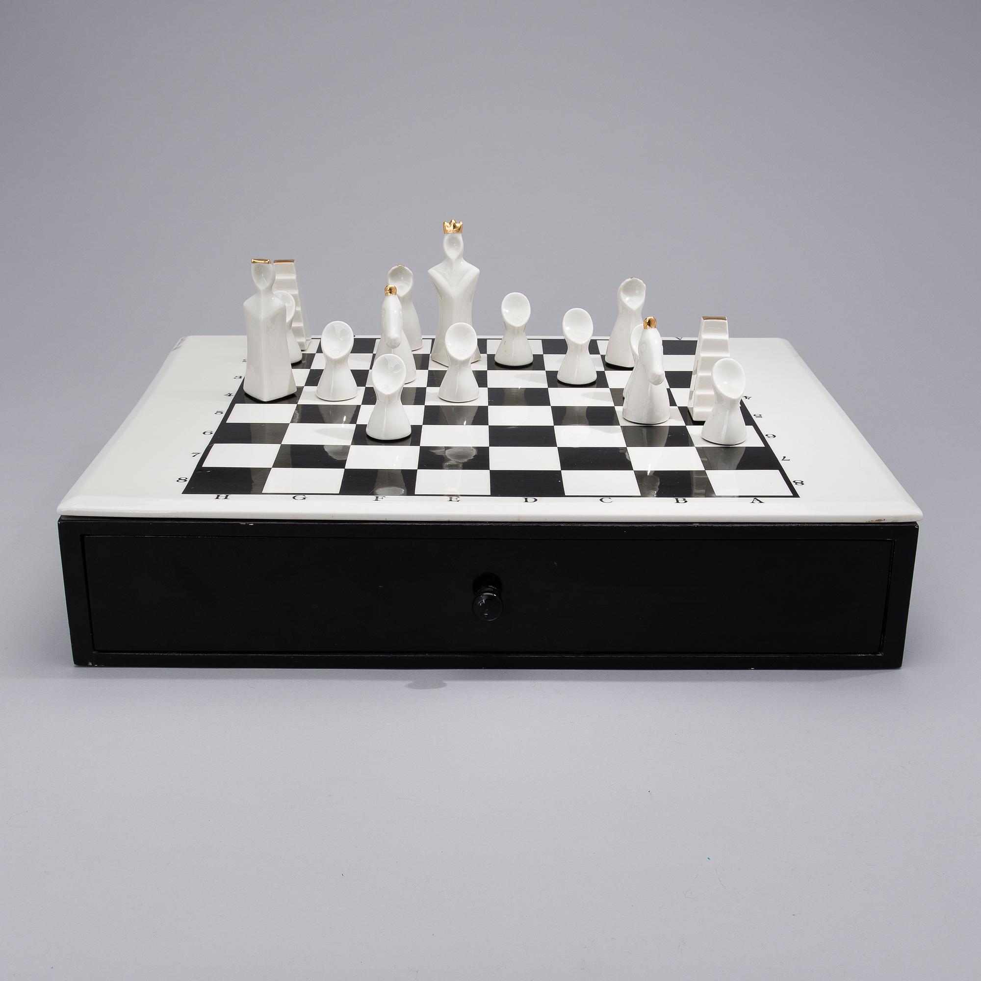 PAULI PARTANEN, CHESS SET, signed Pauli Partanen.