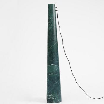 EWE Studio, golvlampa, "Estela", ed. 10+2, Mexico City, 2019.