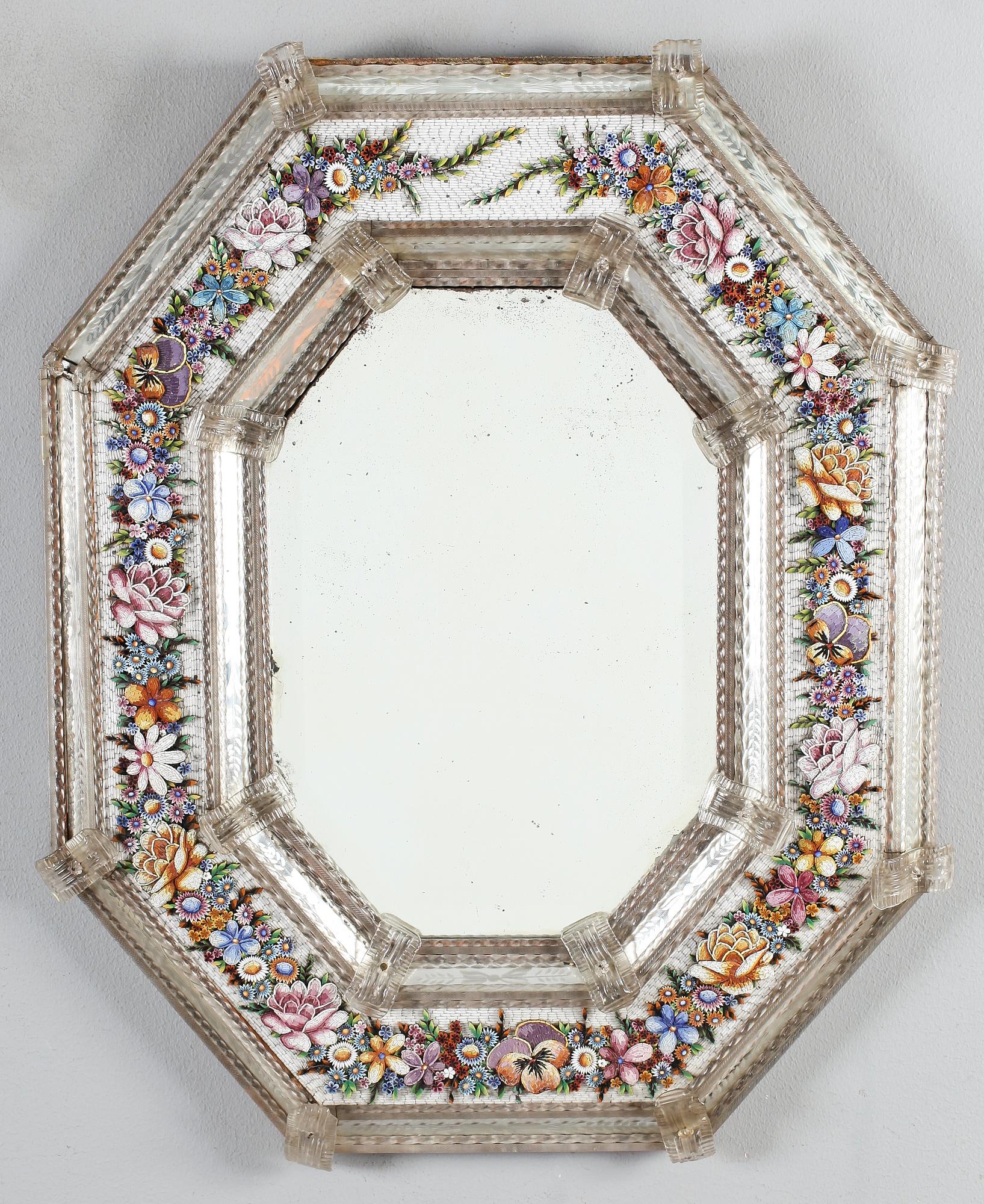 SPEGEL, glas, Italien, omkring år 1900.