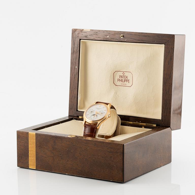 Patek Philippe, Perpetual Calendar, "Rose Gold", ca 2001.