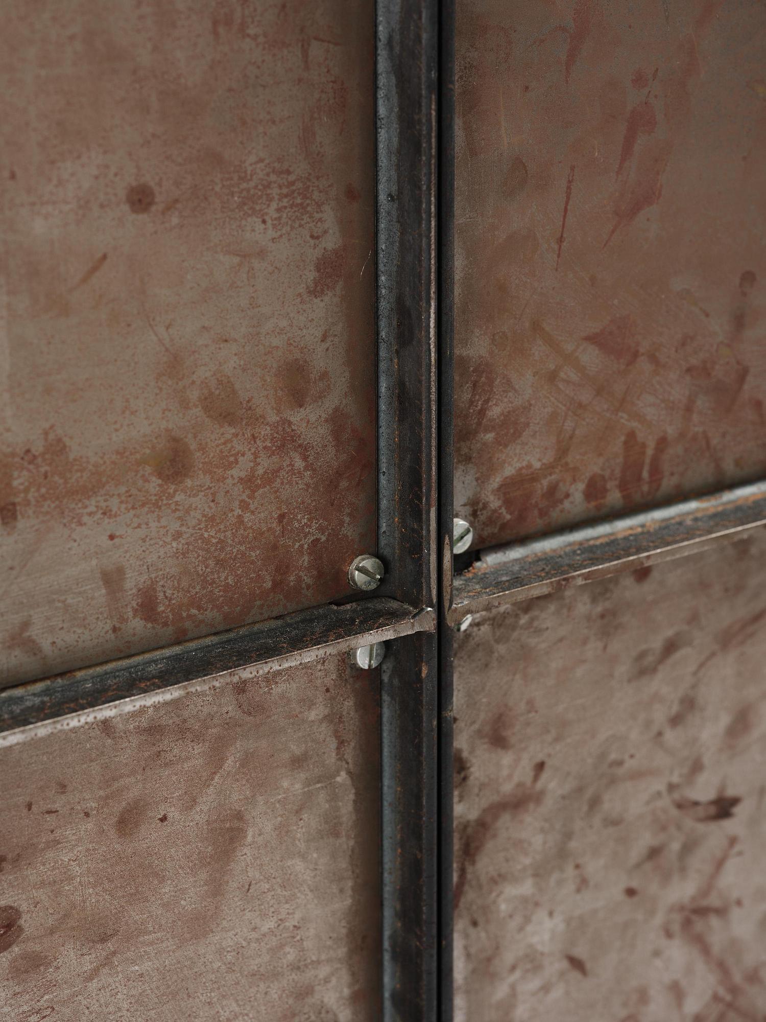 Jonas Bohlin, skåp, "Slottsbacken", ed. 193/200, Källemo, Värnamo, efter 1987.