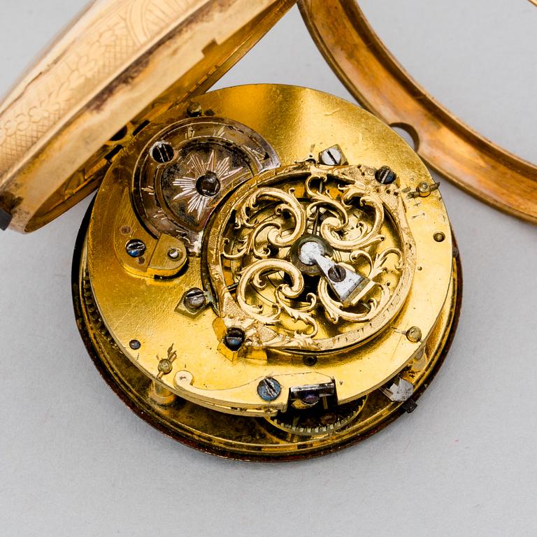 FICKUR, 18 k. Otydliga stämplar, 1800-talets första del. Vikt tot ca 44 g.