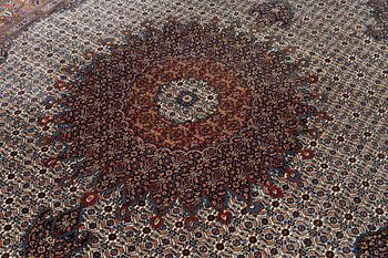Rug, Moud, approx. 397 x 293 cm.