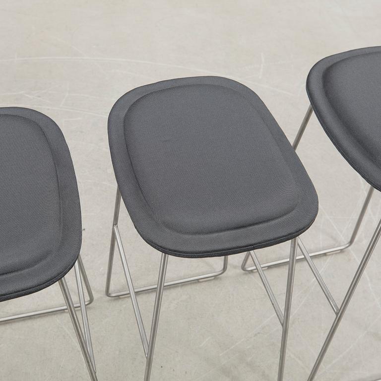 Jasper Morrison, bar stools, 4 pcs, "Hi Pad Stool", Cappellini, Italy, 21st century.