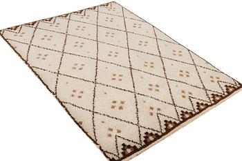 Matta, Marocko, ca 240x 165 cm.