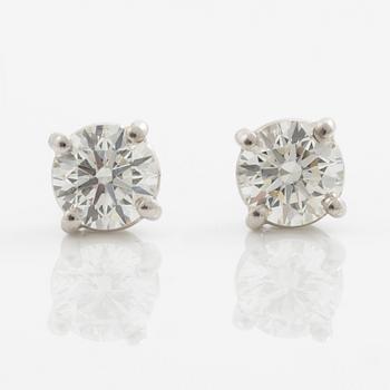 Earrings, a pair, 18K white gold with brilliant-cut diamonds totalling 0.60 ct.