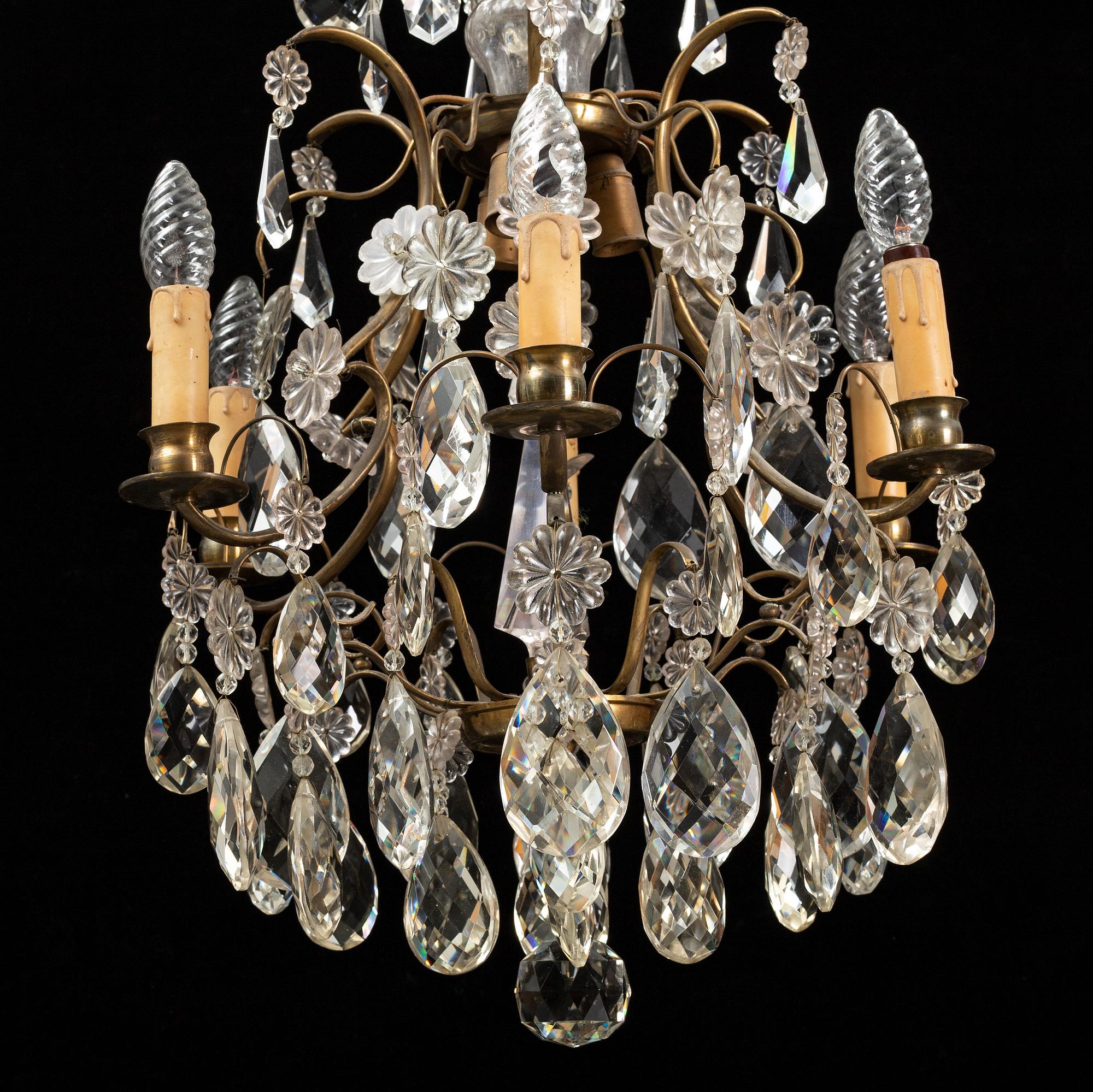 A 20th Century chandelier.