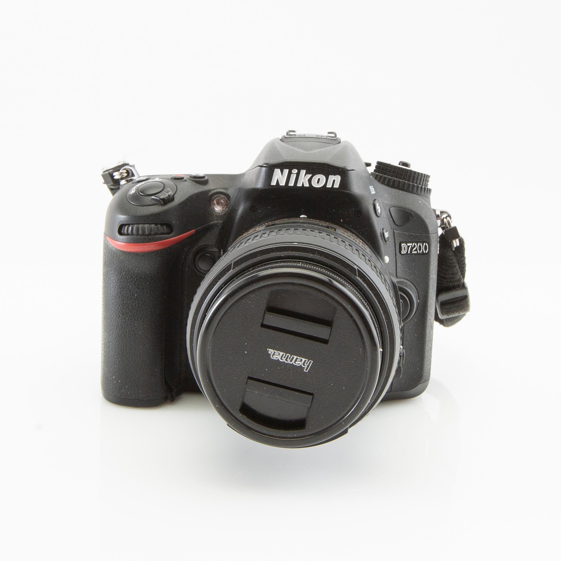 Camera Nikon D7200 along with 5 lenses and a bag.