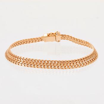 An 18K gold bracelet by Balestra.