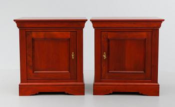 SÄNGBORD, 1 par, Grange, 1900-talets fjärde kvartal.