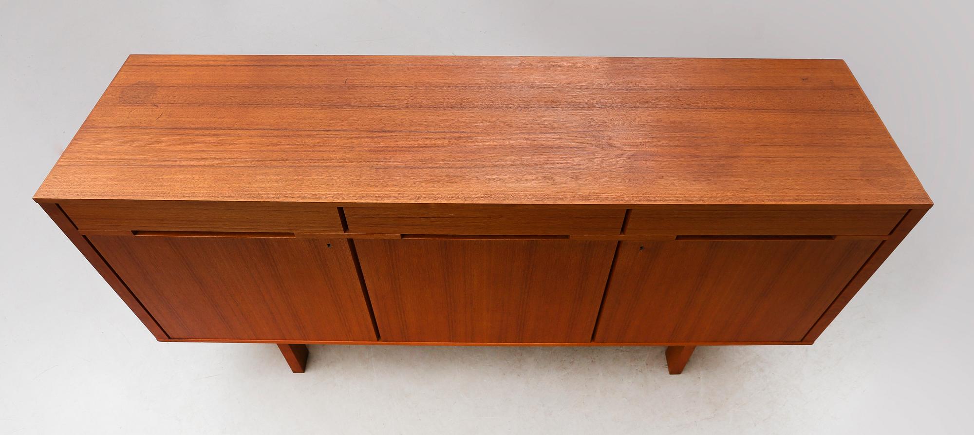 SIDEBOARD, 1900-talets andra hälft.