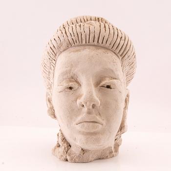 Gunnar Nylund, sculpture, woman's face. Own workshop.