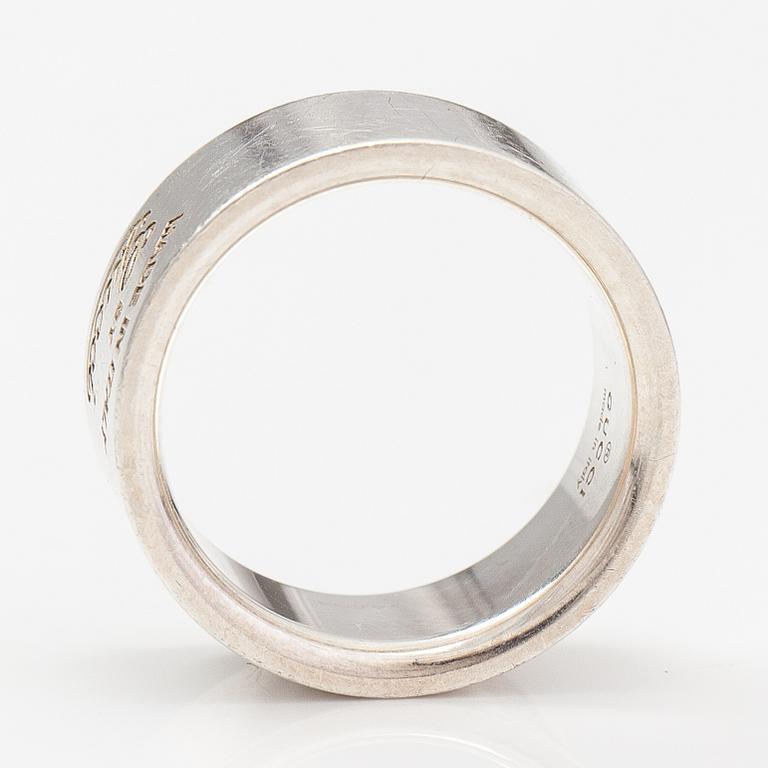 Gucci, A pair of earrings, bracelet, ring and necklace made of sterling silver. Marked Gucci, Made in Italy.