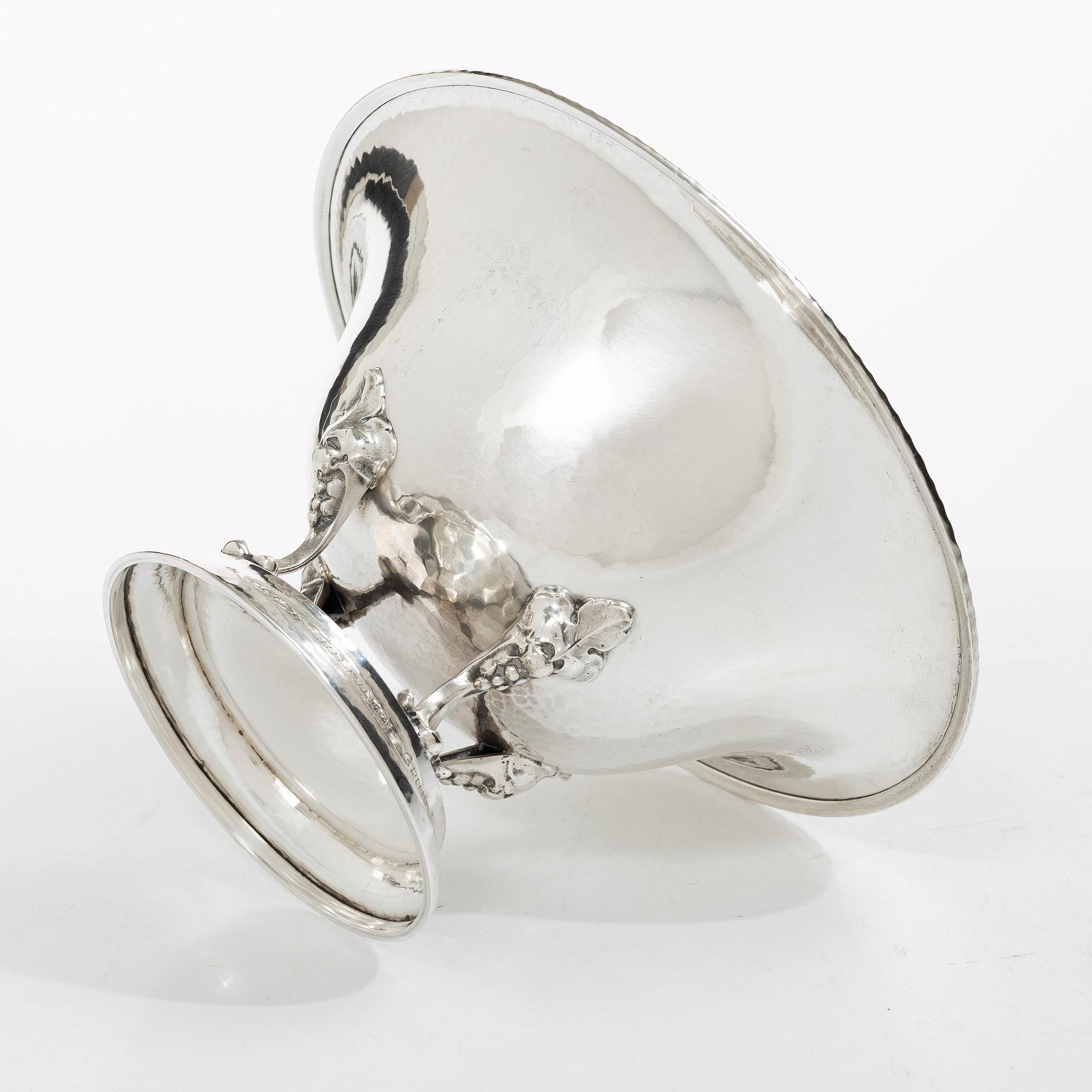 Karl Anderson, A Swedish silver bowl, mark of Karl Anderson, Stockholm 1925.