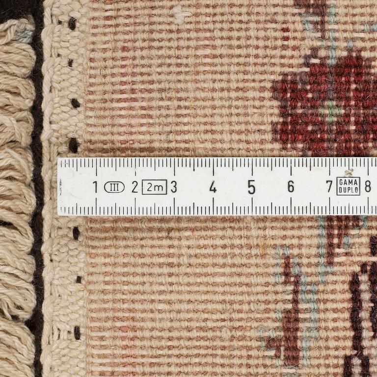 A CARPET, Kashmar, ca 500 x 300 cm.