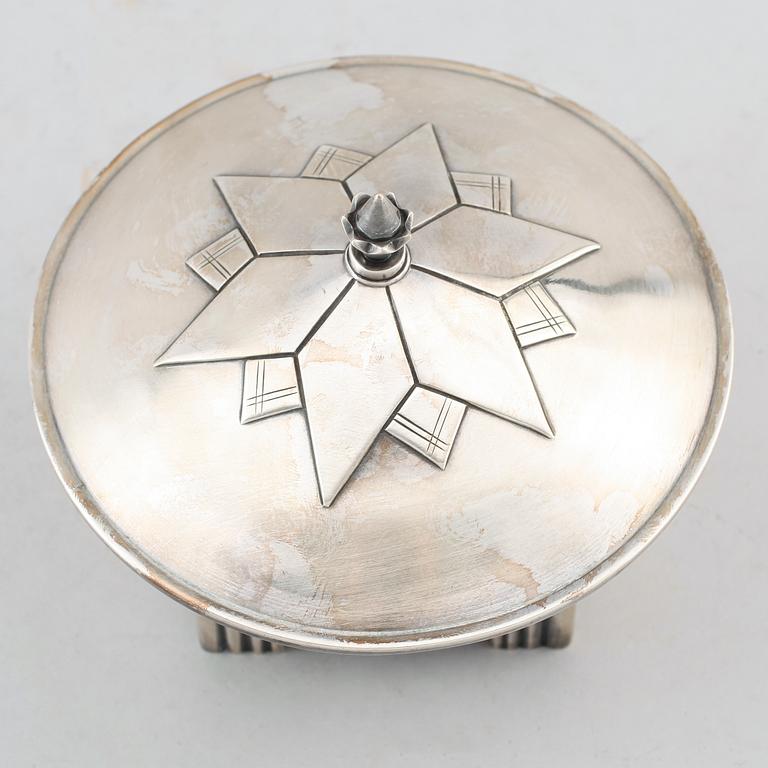 LOCKASK, nysilver, 1900-talets första hälft.