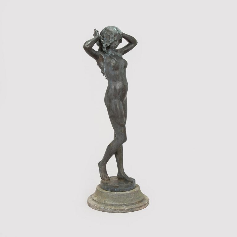 Pitta Luga, after, Standing Woman.