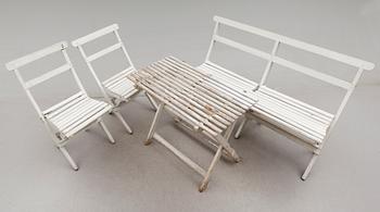 TRÄDGÅRDSMÖBEL, 4 delar, 1900-talets första hälft.