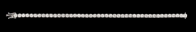 A brilliant cut diamond line bracelet, tot. 8.12 cts.