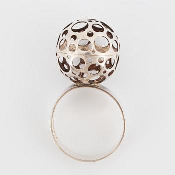 LIISA VITALI,  ring, silver.