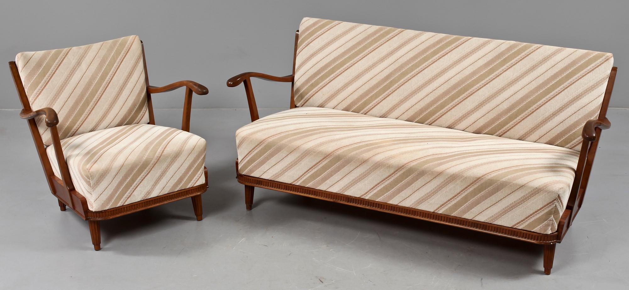 SOFFA SAMT FÅTÖLJ, AB Förenade Möbelfabrikerna, Linköping, omkring 1900-talets mitt.