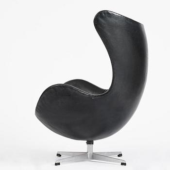 Arne Jacobsen, an "Egg" armchair, Fritz Hansen, Denmark, 1964.