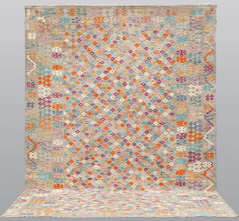 Matta, Kelim, 350 x 256 cm.