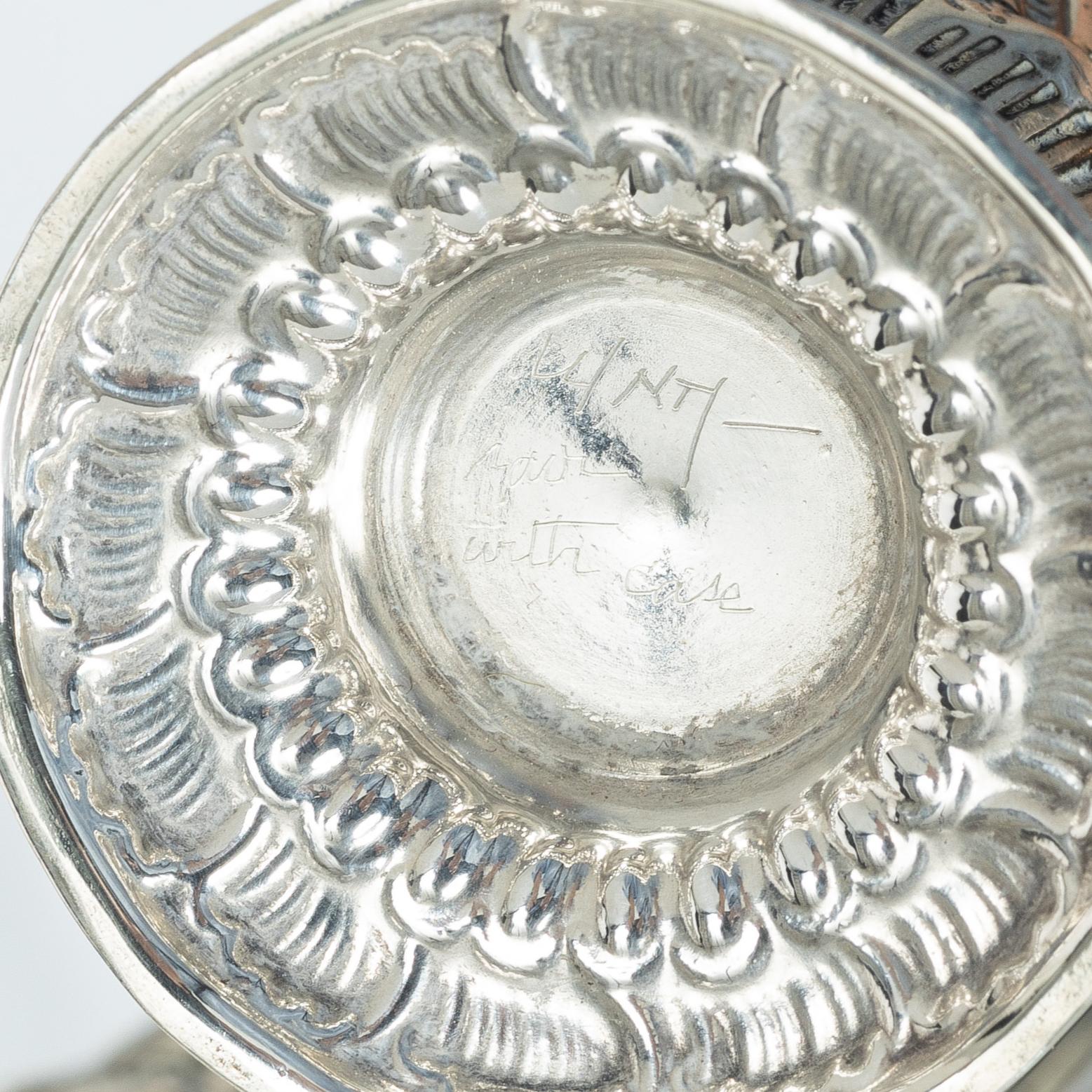Table accessories, 5 pieces, silver.