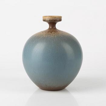 Sven Wejsfelt, a stoneware vase, Gustavsberg studio, Sweden 1987.