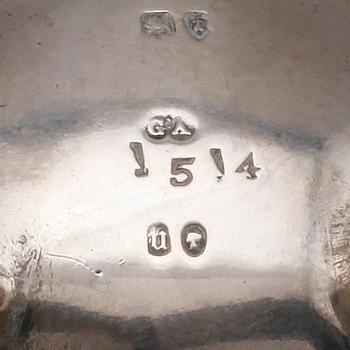 SALTKAR, 1 par, silver, London 1875. Vikt ca 95 gram.