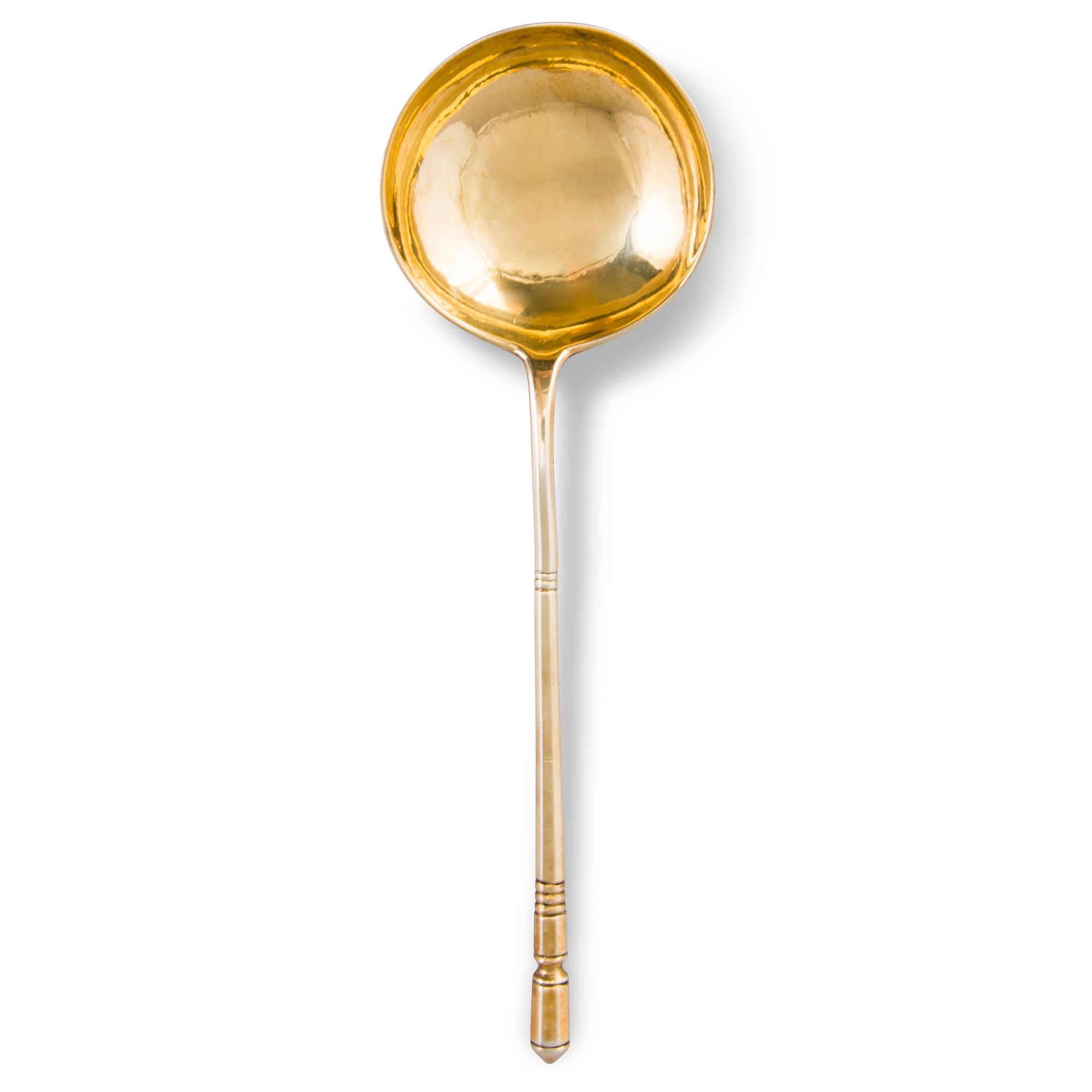 SYLTSKED, förgyllt silver, Alexander B. Lyubavin, Sankt Petersburg, 1910-tal, Ryssland.