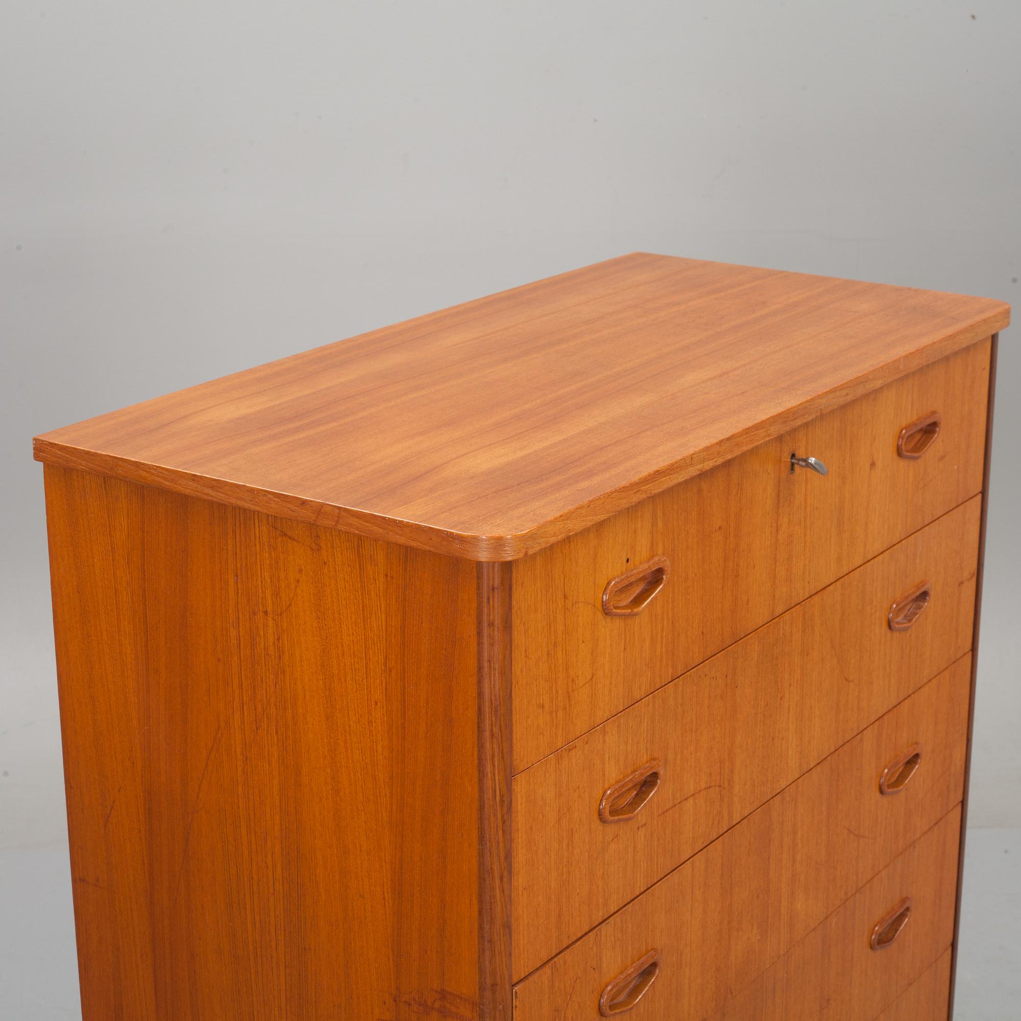 BYRÅ, teak, 1960-tal.