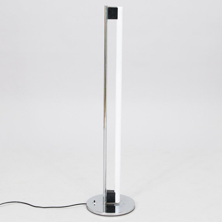 Eileen Gray, golvlampa, Vereinigt werkstätten, Leuchtenkollektion, 1900-talets slut.