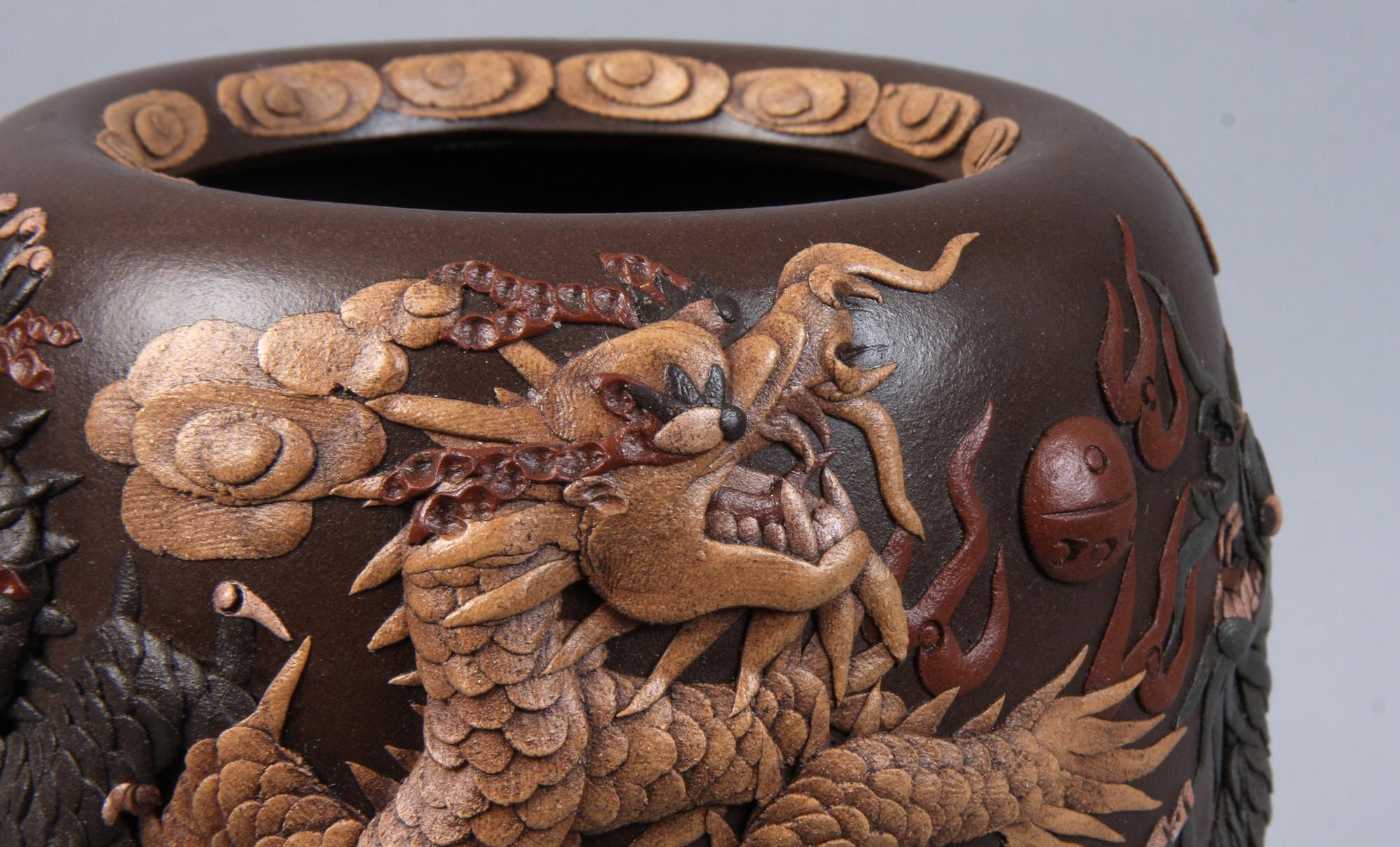 VAS samt FAT, stengods samt porslin, Japan, 1800/1900-tal.