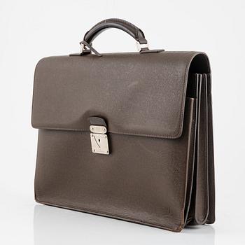 Louis Vuitton, a taiga leather "Neo Robusto" briefcase.