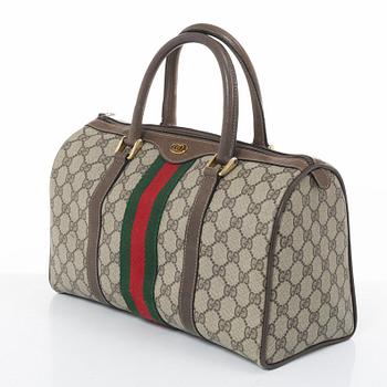 Gucci, Translation: "bag, vintage".