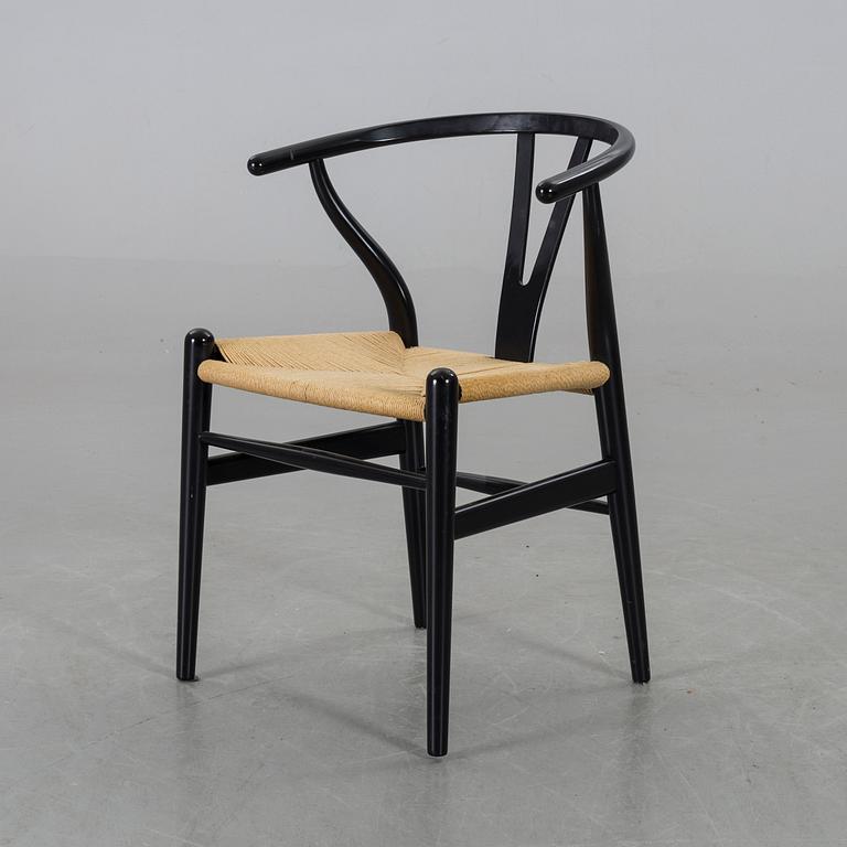 HANS J WEGNER, stol "Y-stolen" Carl Hansen & Son Danmark 2000-tal.