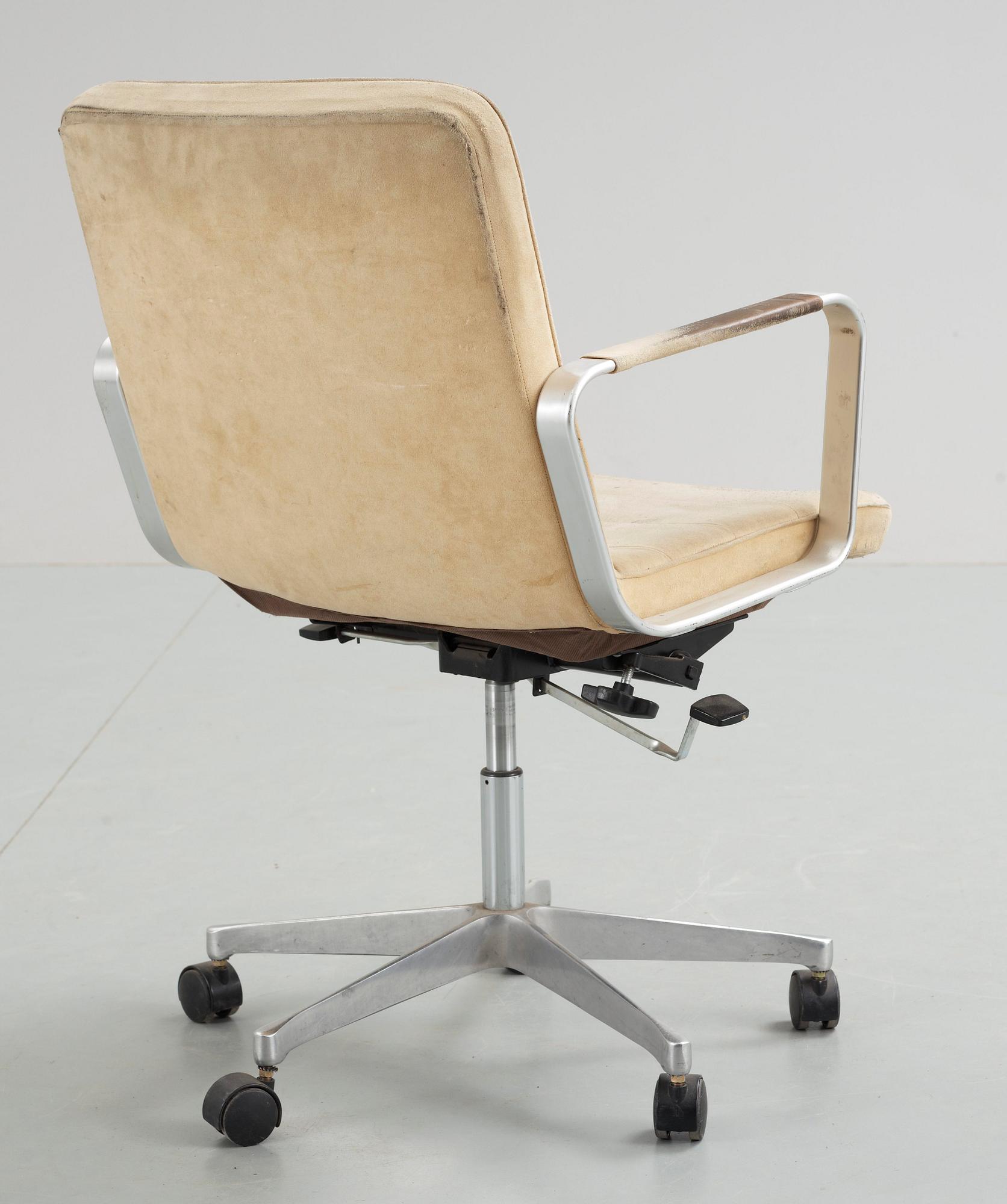SKRIVBORDSSTOL, Karl-Erik Ekselius, JOC Möbler, Vetlanda, 1970-tal.