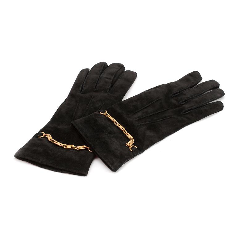 CELINE, a pair of ladies suede gloves.